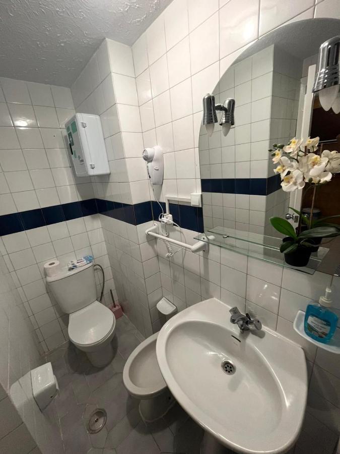 Minerva Holidays Estudio En Benalmadena Lejlighed Eksteriør billede